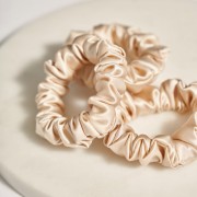 Шелковые резинки средние 3 шт. классический бежевый Шелковые резинки средние 3 шт. классический бежевый