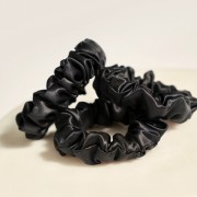 Шелковые резинки средние 3 шт. глубокий черный Шелковые резинки средние 3 шт. глубокий черный